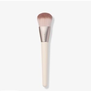 NWT Ulta Beauty Tapered Foundation Brush 104